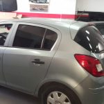 Opel con las lunas traseras tintadas by Guadaira Glass